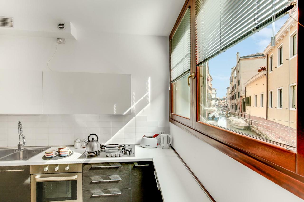 Priuli Canal View Apartment Venice Exterior photo